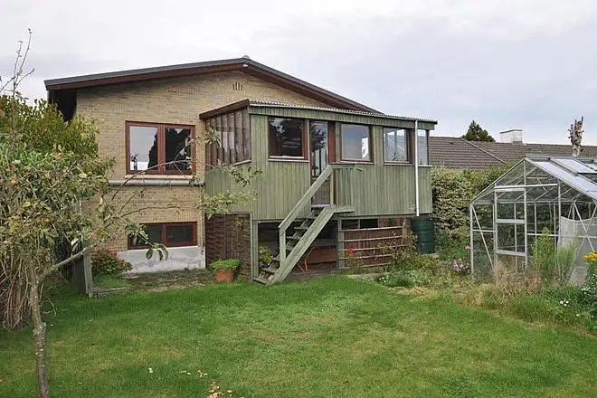 renovering af bungalow før